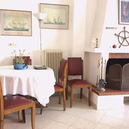 Σπίτι διακοπών Traditional Maisonette House On The Sea Shore Δερβένι