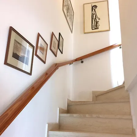 Traditional Maisonette House On The Sea Shore 別荘 *
