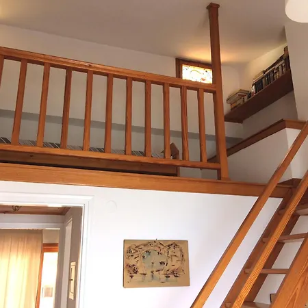 Traditional Maisonette House On The Sea Shore Δερβένι